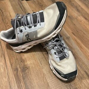 On Cloud tennis shoes